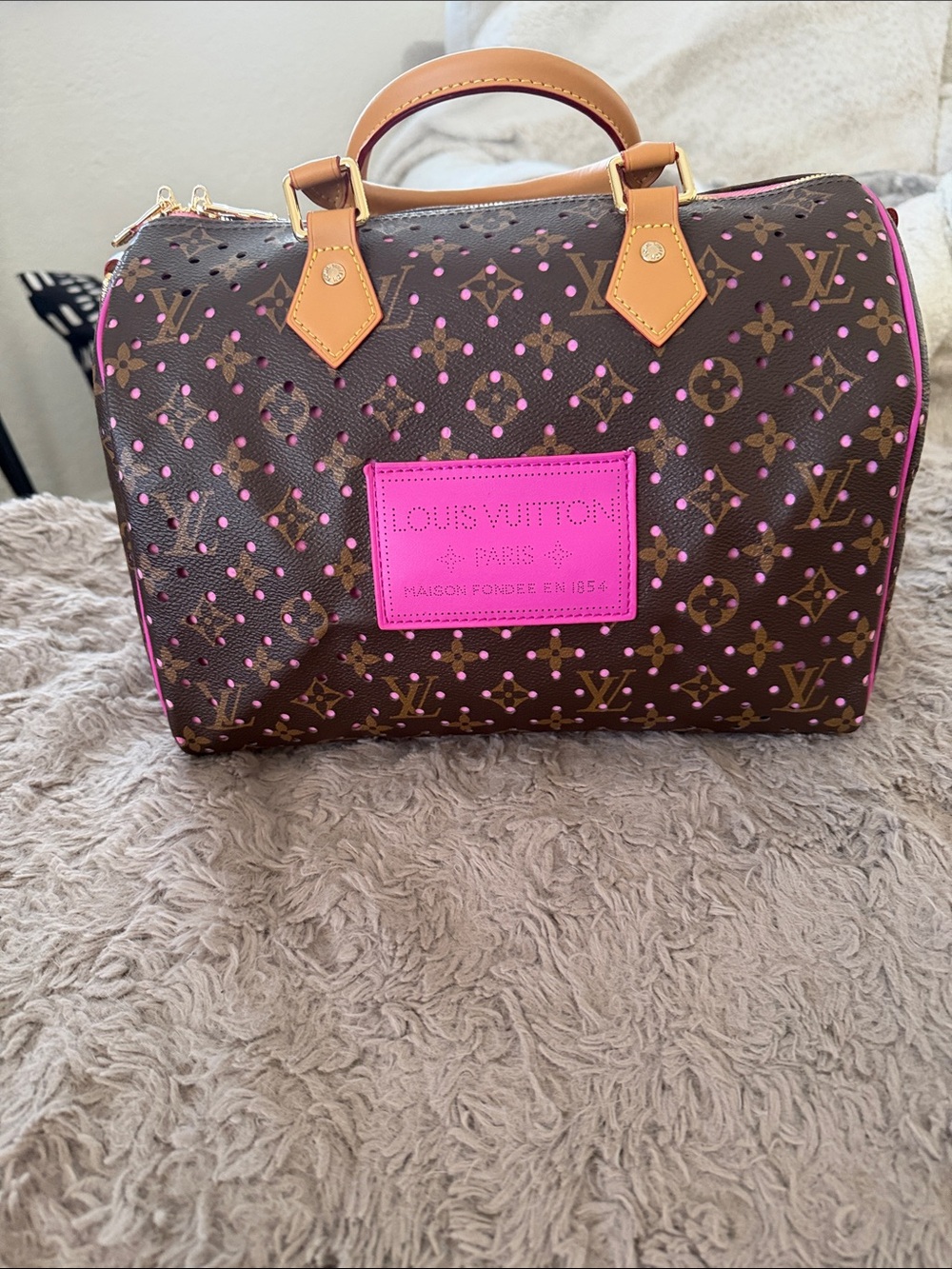 LV Brown Monogram Satchel with Hot Pink Accents**READ DESCRIPTION**‼️
